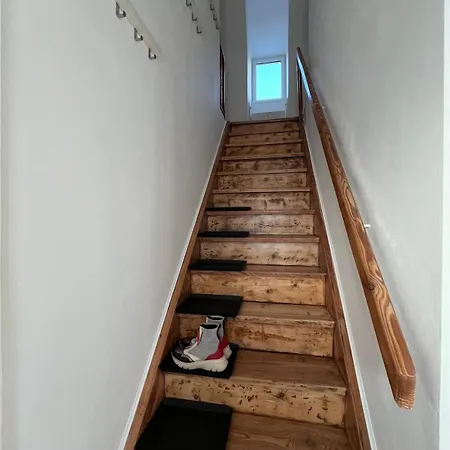 Family Friendly Mountain House Apartmán